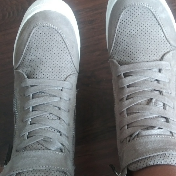 SOLD ON MC - Picture 6 of 8